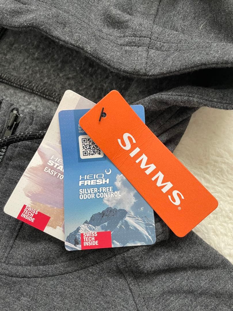 SIMMS シムスバーミリオンフーディー　ハーフジップパーカー　Mサイズ タグ付