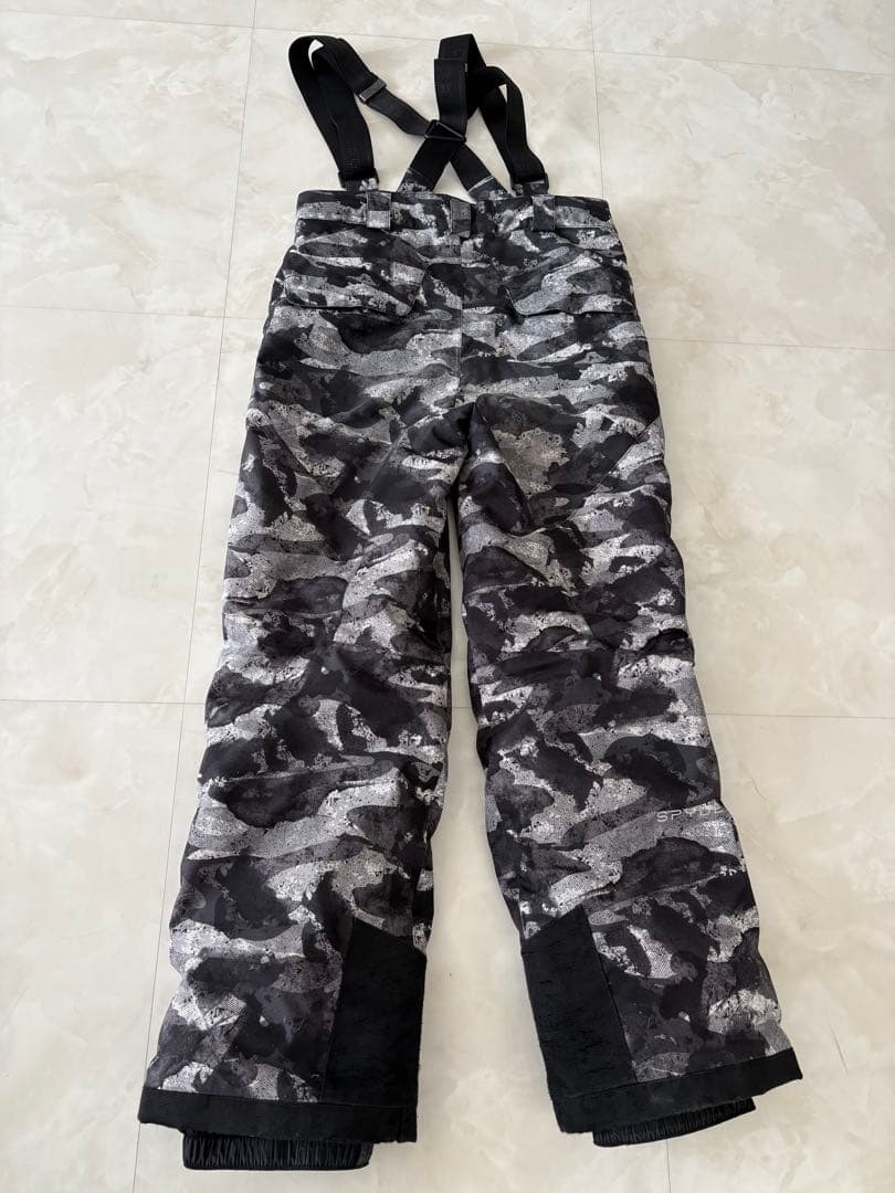 SPYDER 子ども用スキーウェア 上下セット 迷彩柄