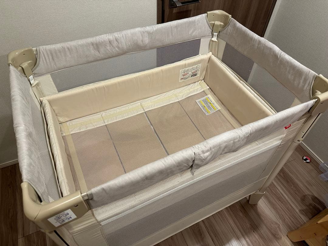 Aprica アップリカ ココネルエアー ベビーベッド 折り畳み ベージュ