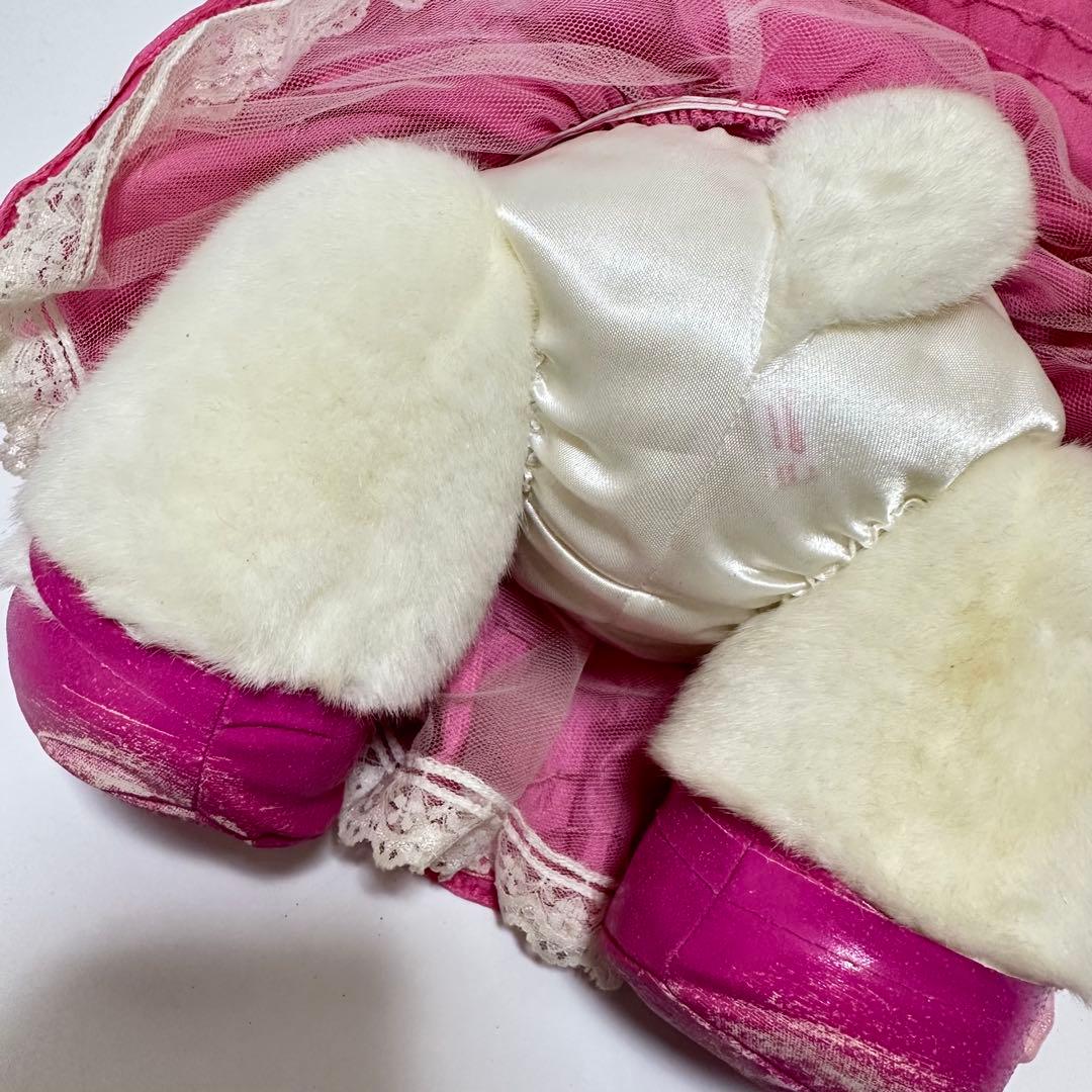 サンリオ　ハローキティ　30周年記念　特大ぬいぐるみ　300体限定　約40cm