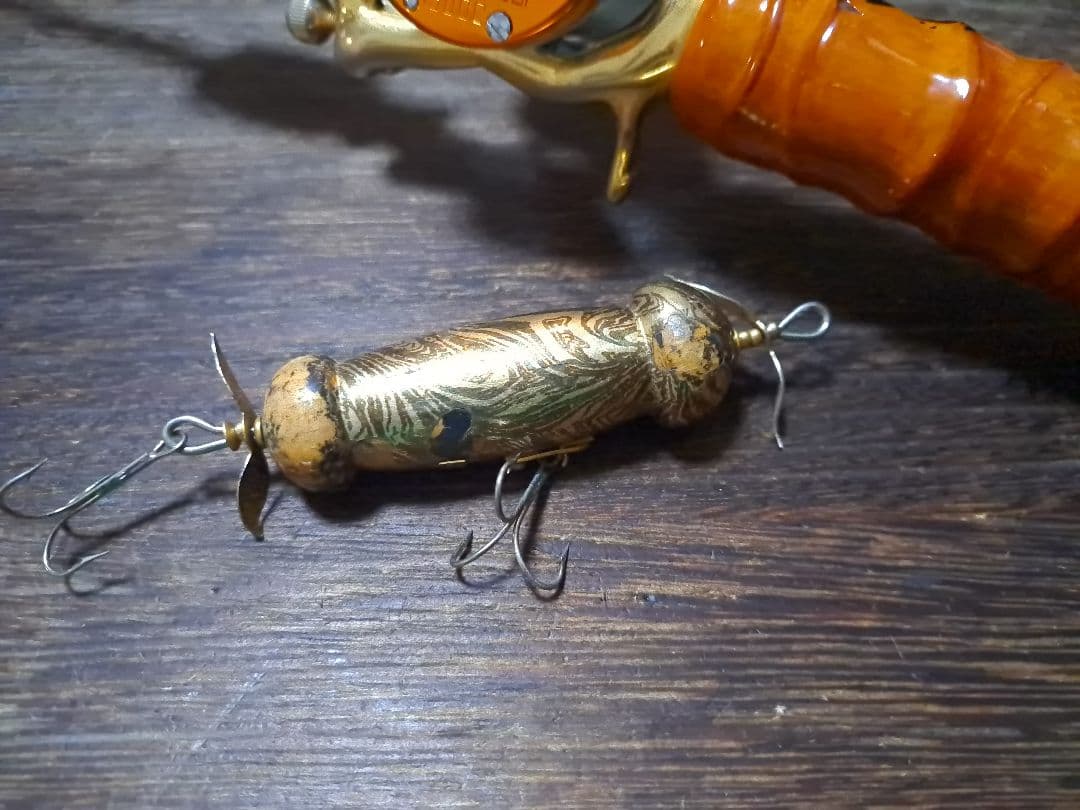 道楽　DOWLUCK 　ドウラク　クルクルチンチン　金沢金箔銀墨流し　レアカラー