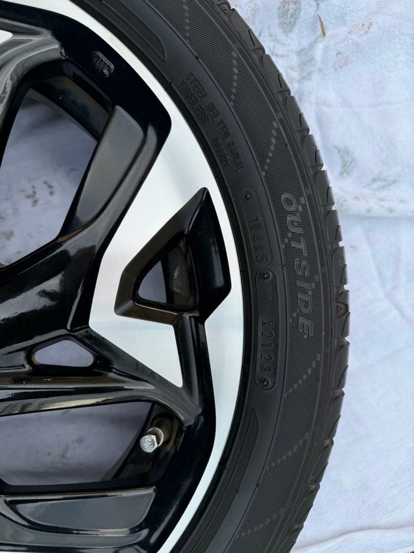 ホンダNBOxカスタム 純正15インチタイヤセット165/55R15 23年