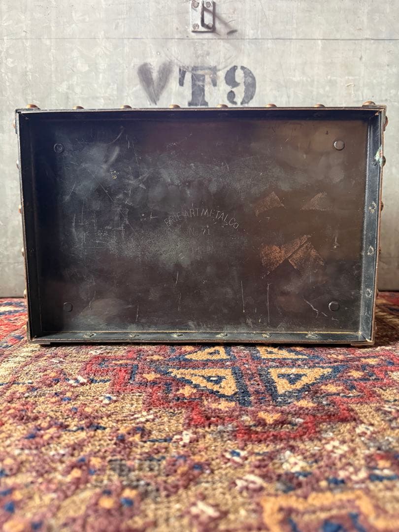 アンティーク雑貨 ERIE ART L CO JAPANNED BOX