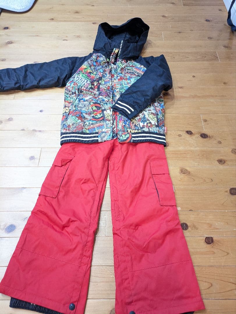 MARVEL　BURTON スノーボードウェアセット＆グローブ