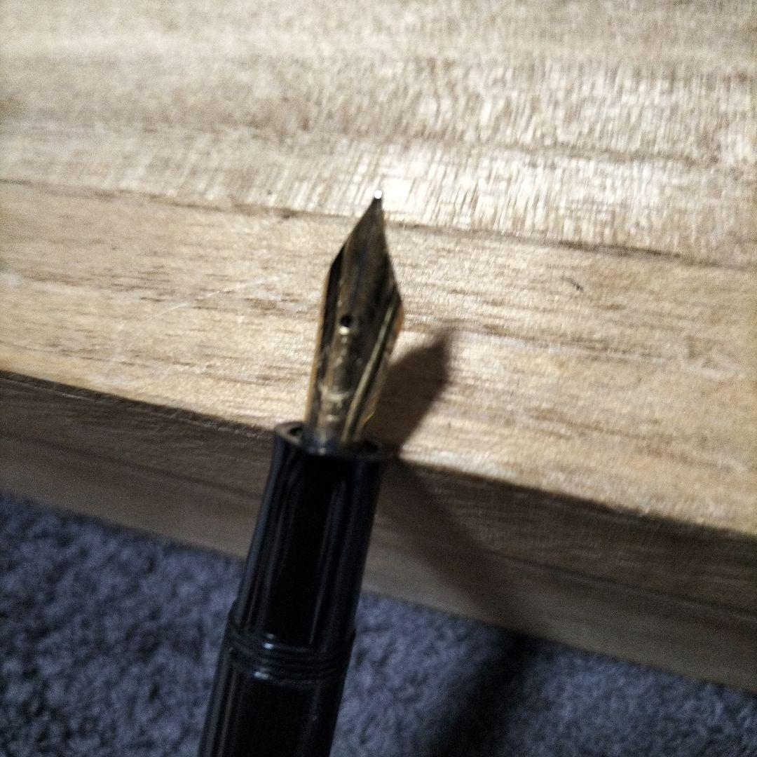 14K　PELIKAN 黒のストライプ模様 万年筆