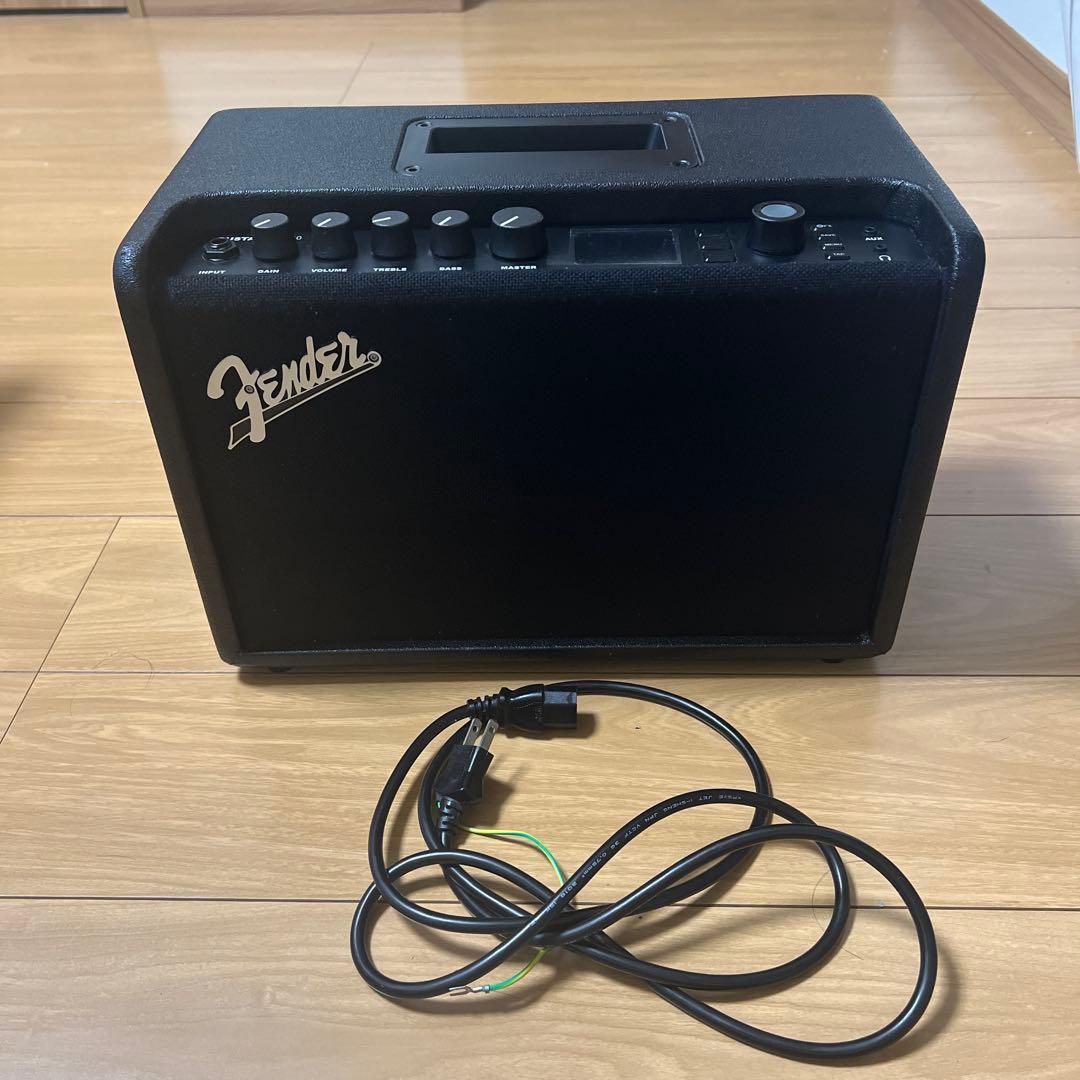 Mustang GT 40 ギターコンボアンプ　フェンダー