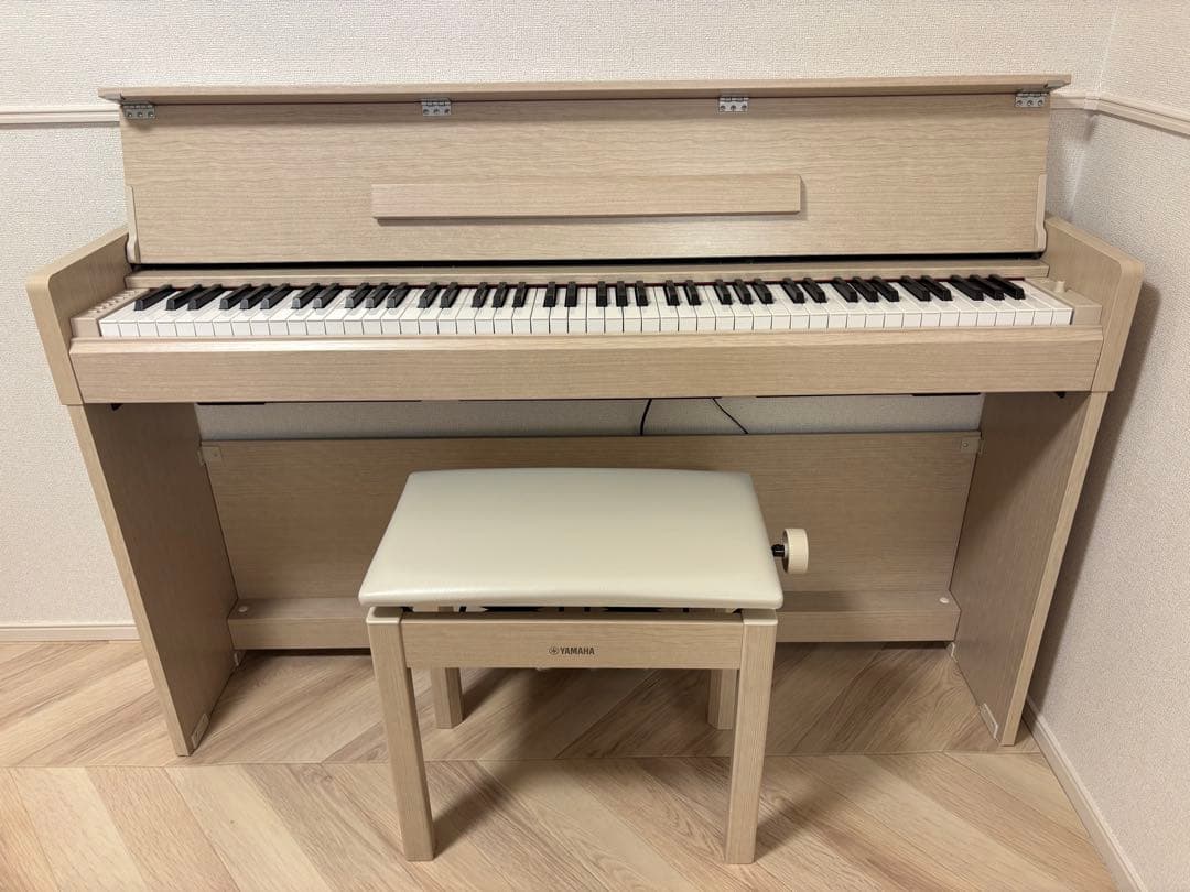 ヤマハ　YAMAHA　電子ピアノ ホワイトアッシュ
