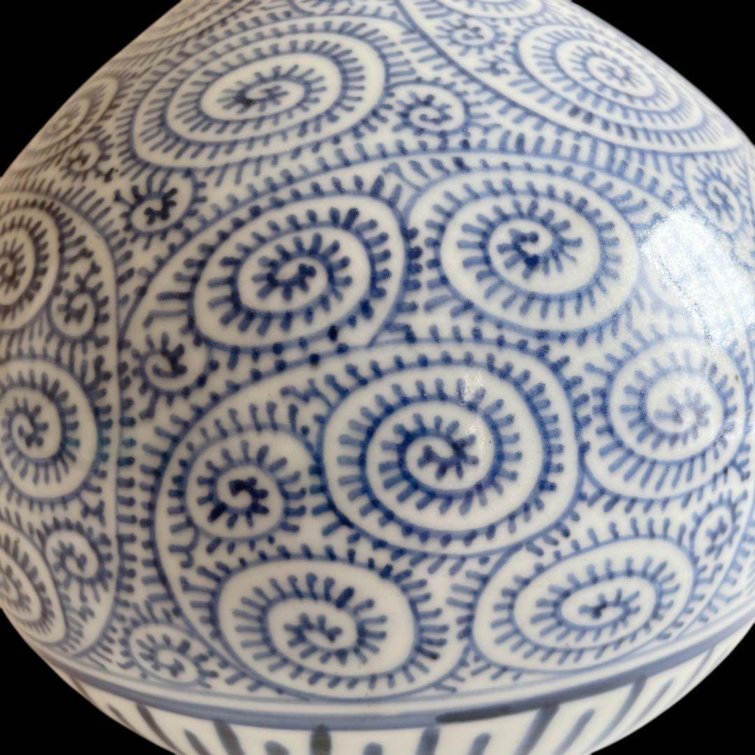 古伊万里 大徳利 花瓶 蛸唐草 染付け 骨董品 アンティーク 陶器 大きいサイズ