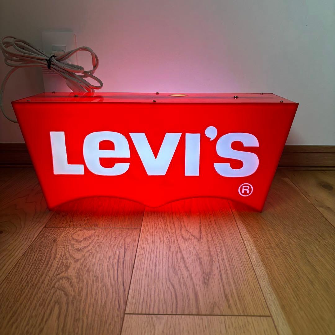 Levi's リーバイス　ネオンサイン　看板　ディスプレイ