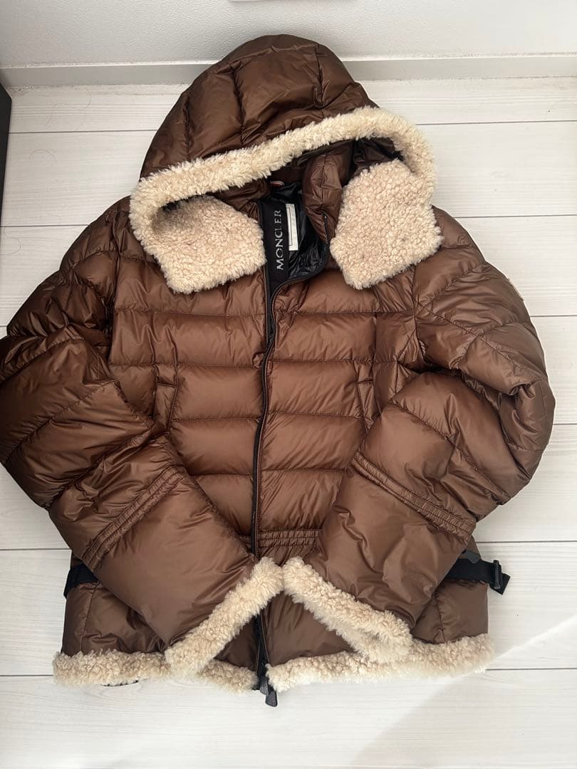 モンクレール　メンズ　ダウン　サイズ3