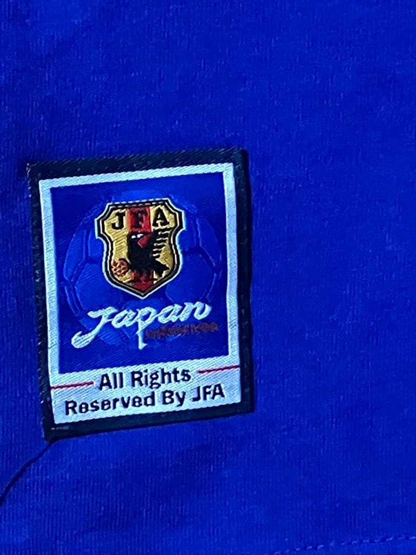 【超激レア美品】JFA日本代表6番　服部年宏　半袖　タグ付き　サイン入り