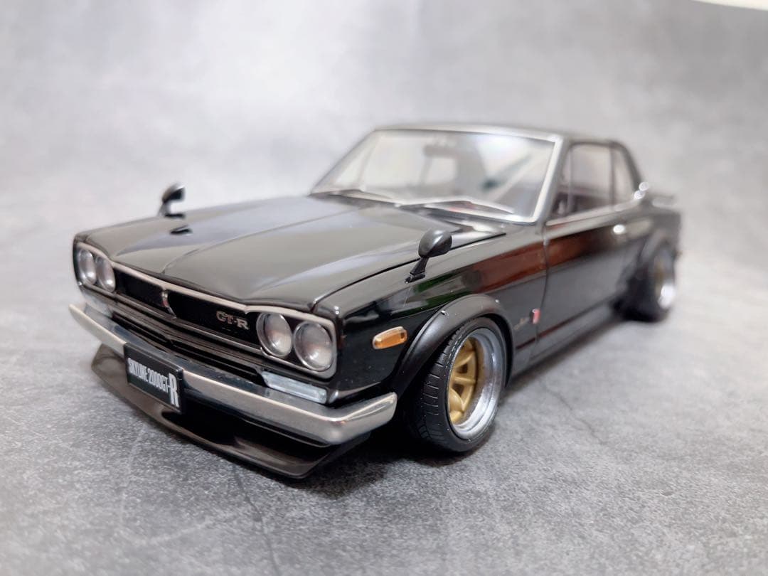 カスタム品　オートアート 1/18 日産 スカイライン GT-R（KPGC10）