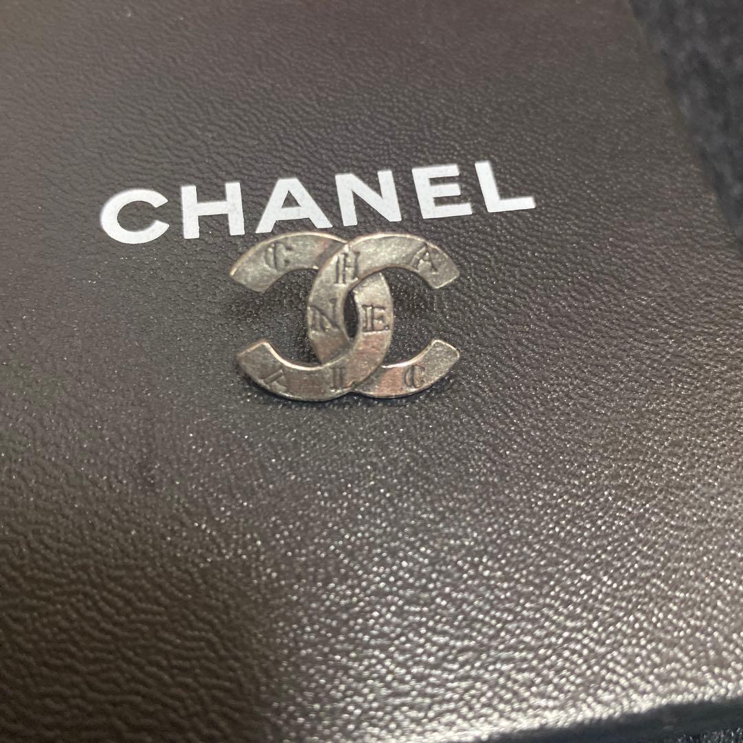 CHANEL CCシルバーピアス