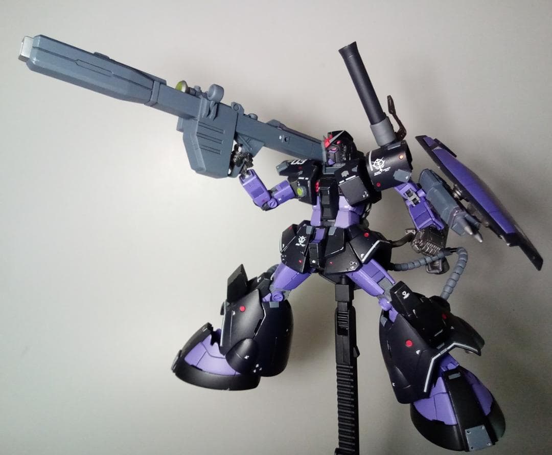 RG ガンダム ドムアーマー 黒い三連星 専用 鹵獲改修機 ガンプラ 完成品