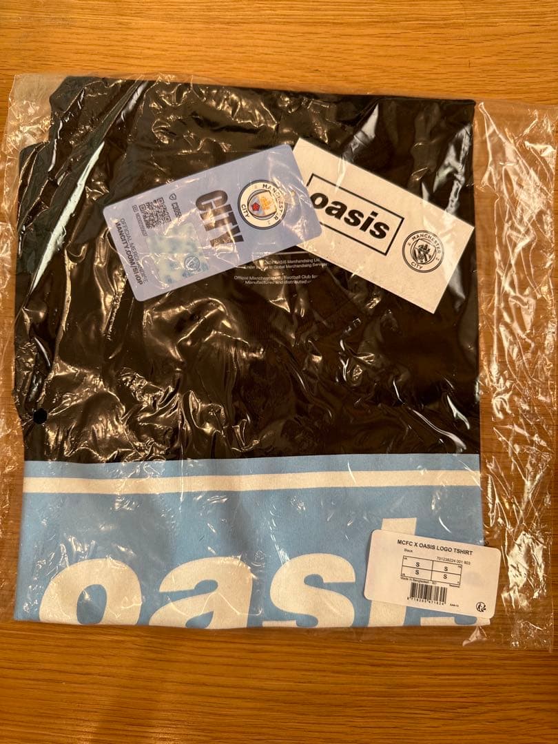 ミュージシャン Manchester City x oasis Logo T-Shirt