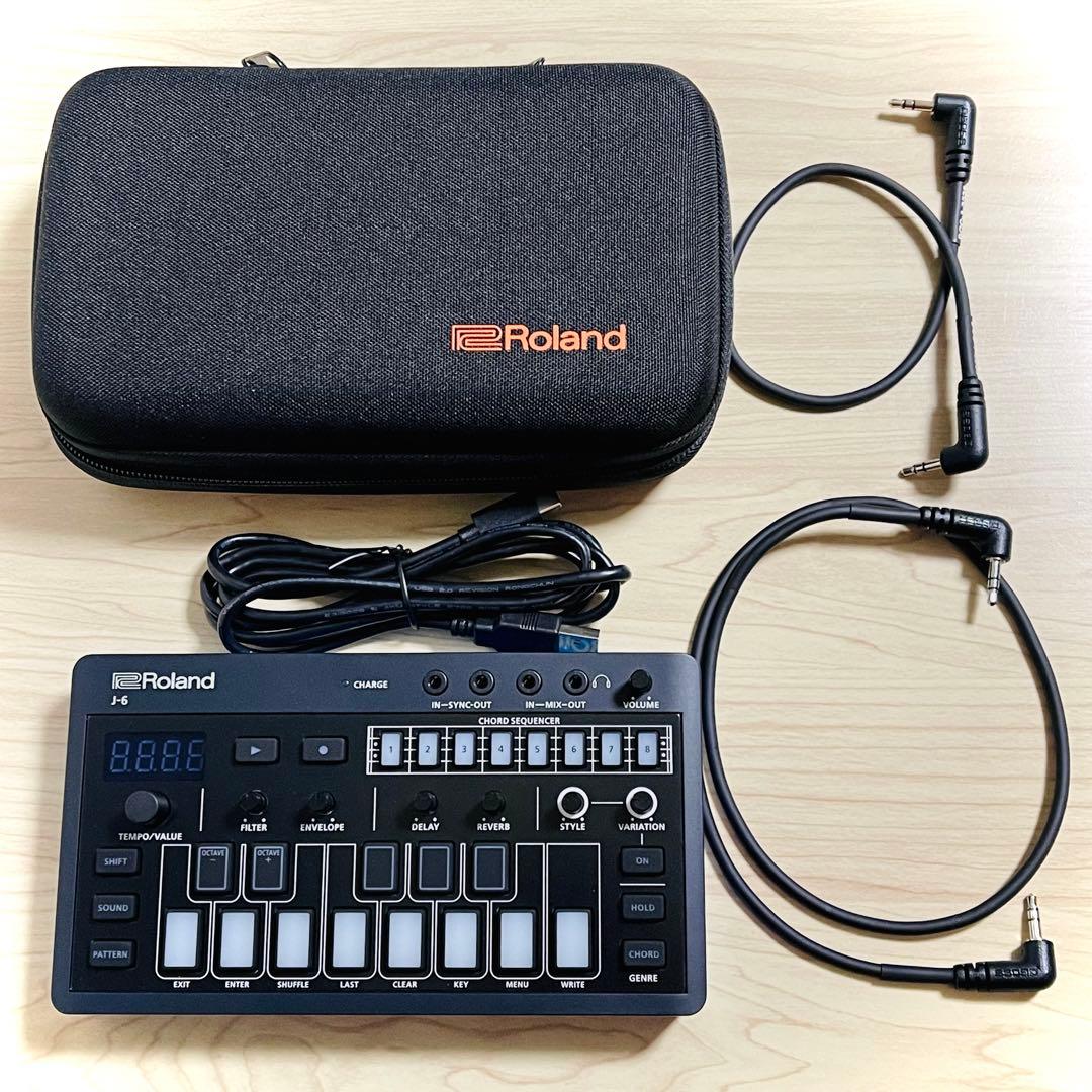 Roland J-6+純正ケース+MIDIケーブル