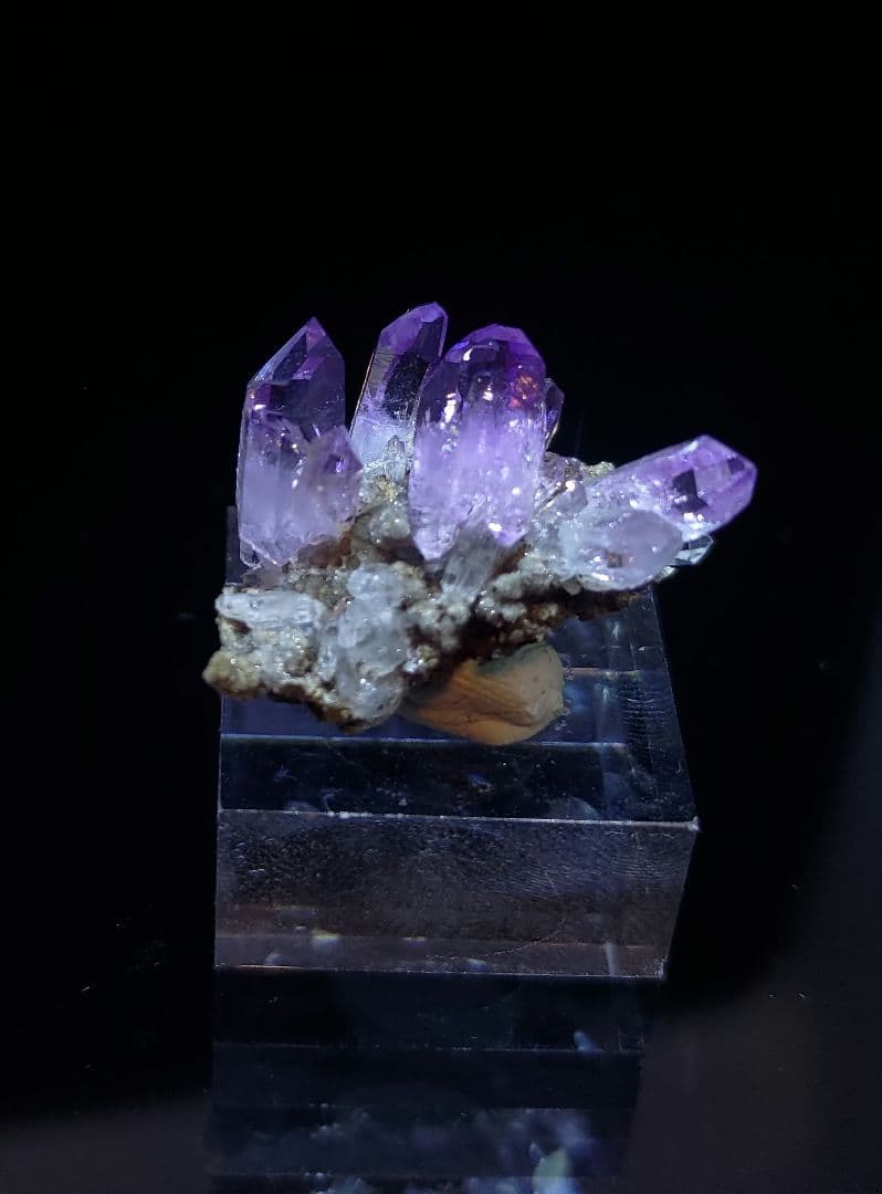 ベラクルスアメジスト 母岩付き 鉱石 鉱物 ミネラル 標本 原石 ①