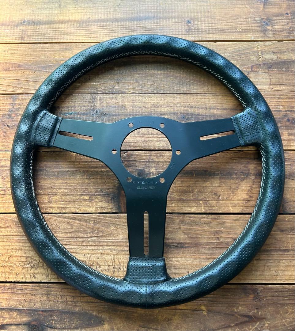 ナルディNARDIステアリングCompetitionコンペティション330