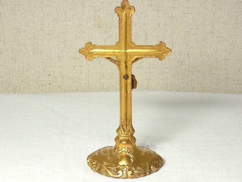 c1588 アール・ヌーヴォー アメリカ アンティーク 自立クロス 16.5cm