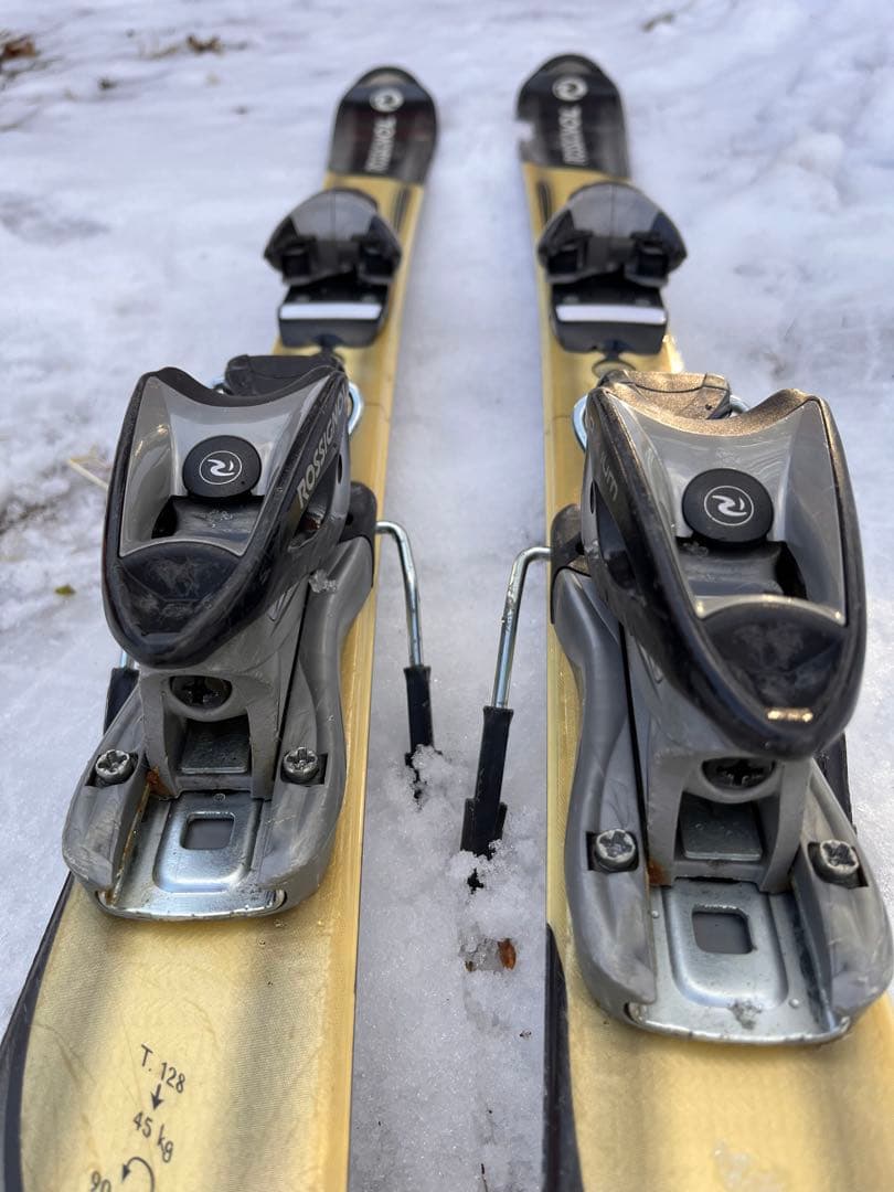 キッズ用ROSSIGNOL スキー板 バインディング付き128cm