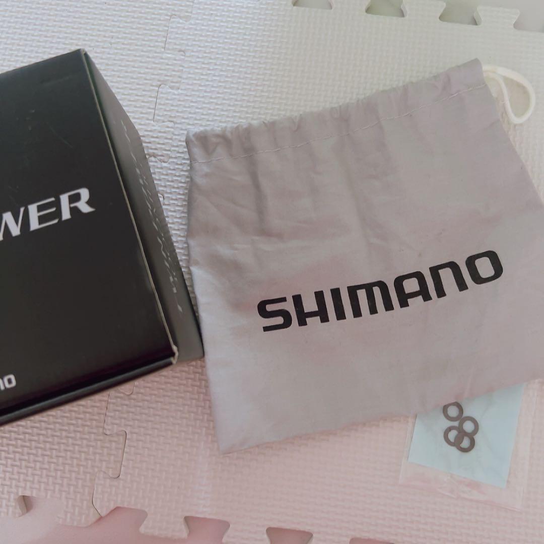 美品SHIMANOスピニング20ツインパワー3000MHGシーガーPEX8