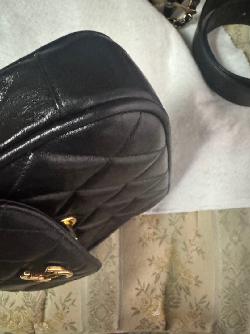 美品 Chanel シャネル ウエストポーチバッグ 黒