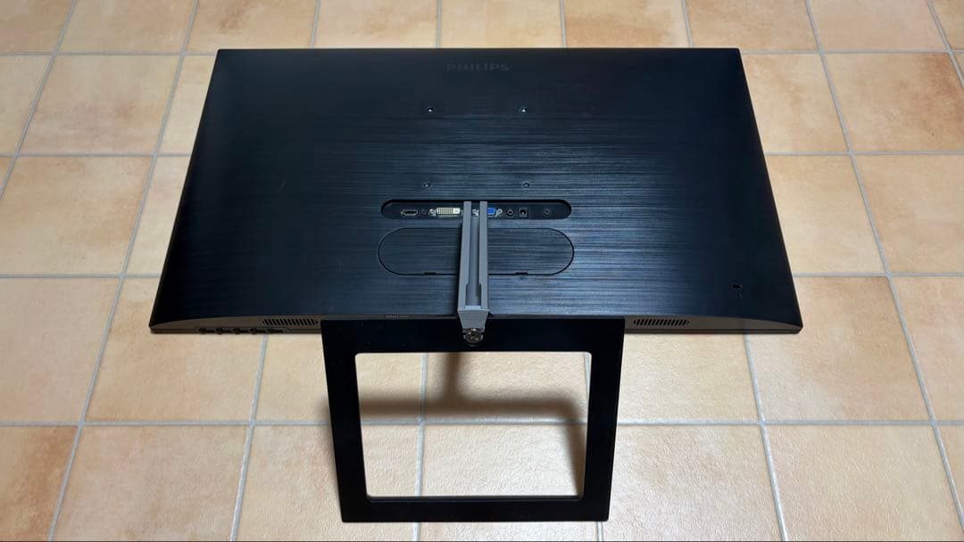 動作品 PHILIPS フィリップス ディスプレイモニター 271E