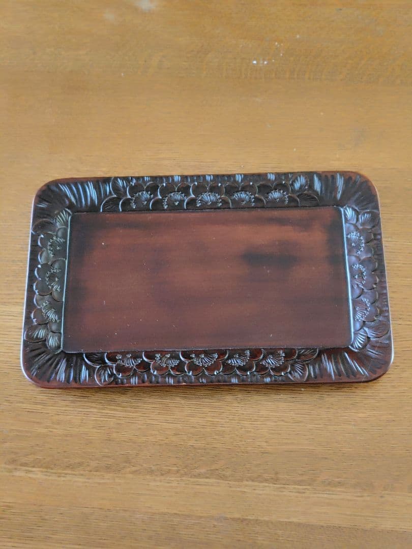 軽井沢彫　木製桜彫刻トレイ　縁彫