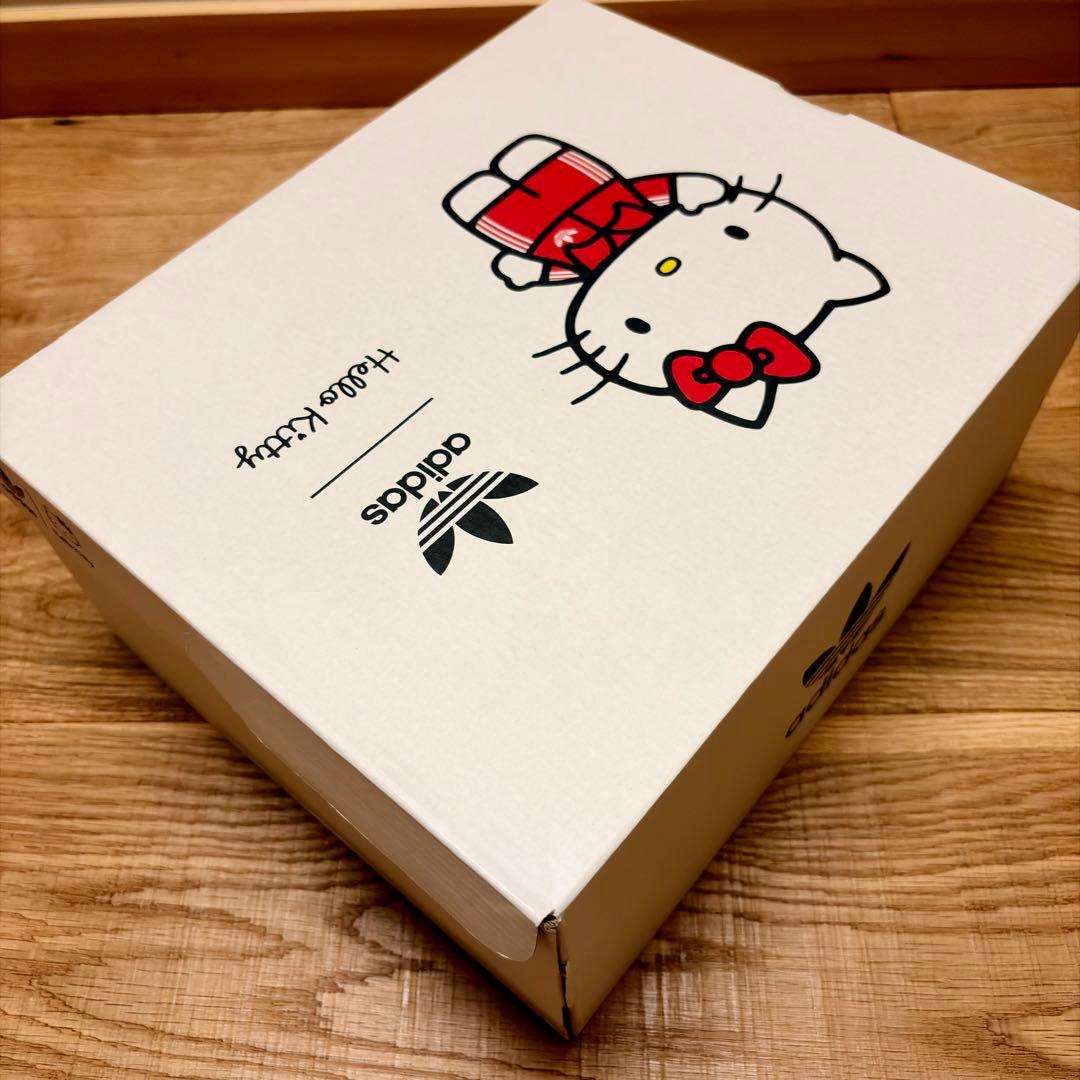 アディダス × ハローキティ スタンスミス ミュール / ホワイト サンダル