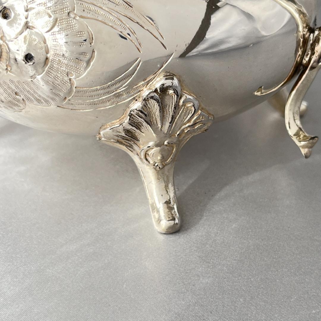 エンボス 花々のシュガーボウル【シルバープレート】 大きめ豪奢