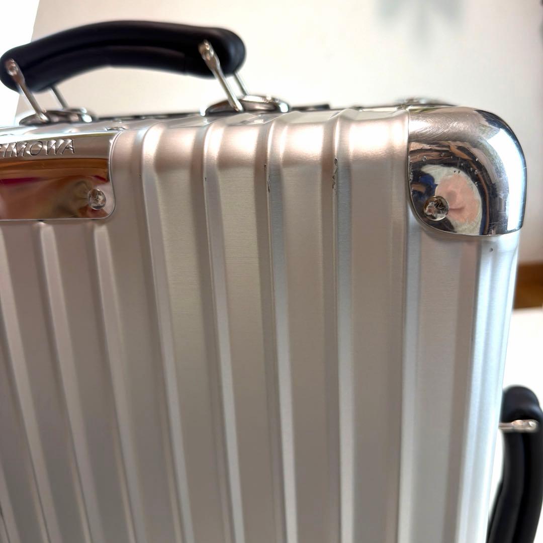 リモワ クラシック キャビンS 33L 機内持ち込み アルミ 正規品