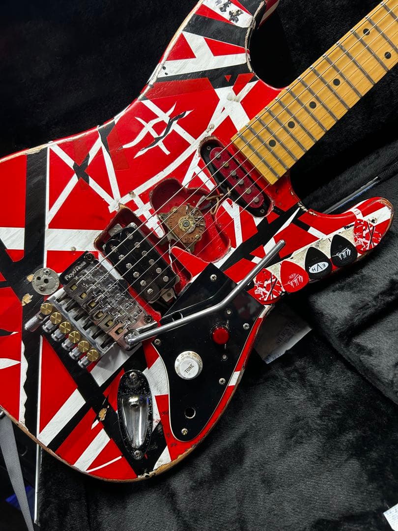 JUMP mv仕様！ペイサーヘッドフランキー!EVH p.u/floydrose