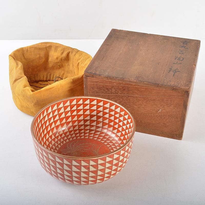 Gojyo　九谷焼　陶山　赤絵金彩花文鉢　仕覆・時代箱付　U　R5654