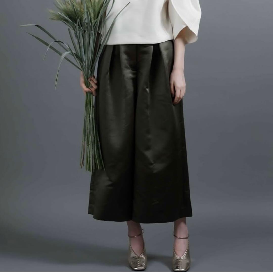 Heveへイヴサテンフレアガウチョパンツolive38