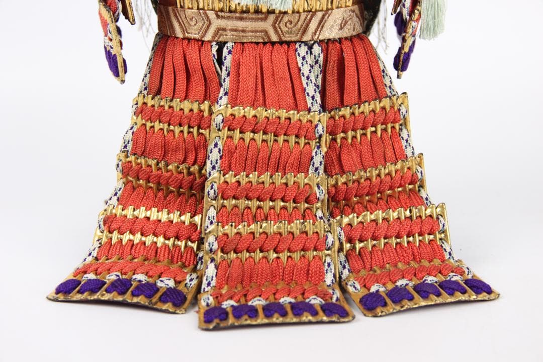 明治 谷本要助作 武者 赤糸威 金色兜 蝙蝠男面 鎧飾り 共箱 EG1-08