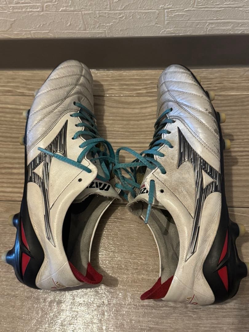 モレリアネオ4 26.5cm