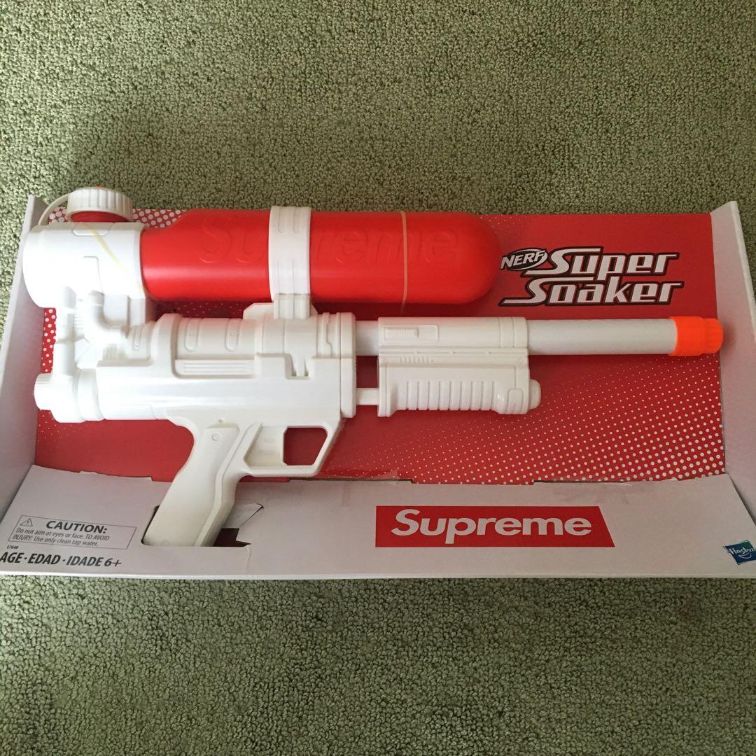 Supreme x Super Soaker 水鉄砲 シュプリーム