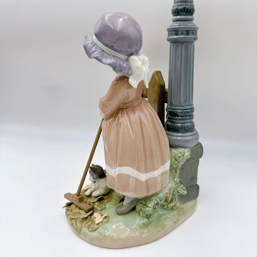 絶版 激レア♡リヤドロ♡ 秋の掃除 LLADRO 少女 猫 フィギュリン
