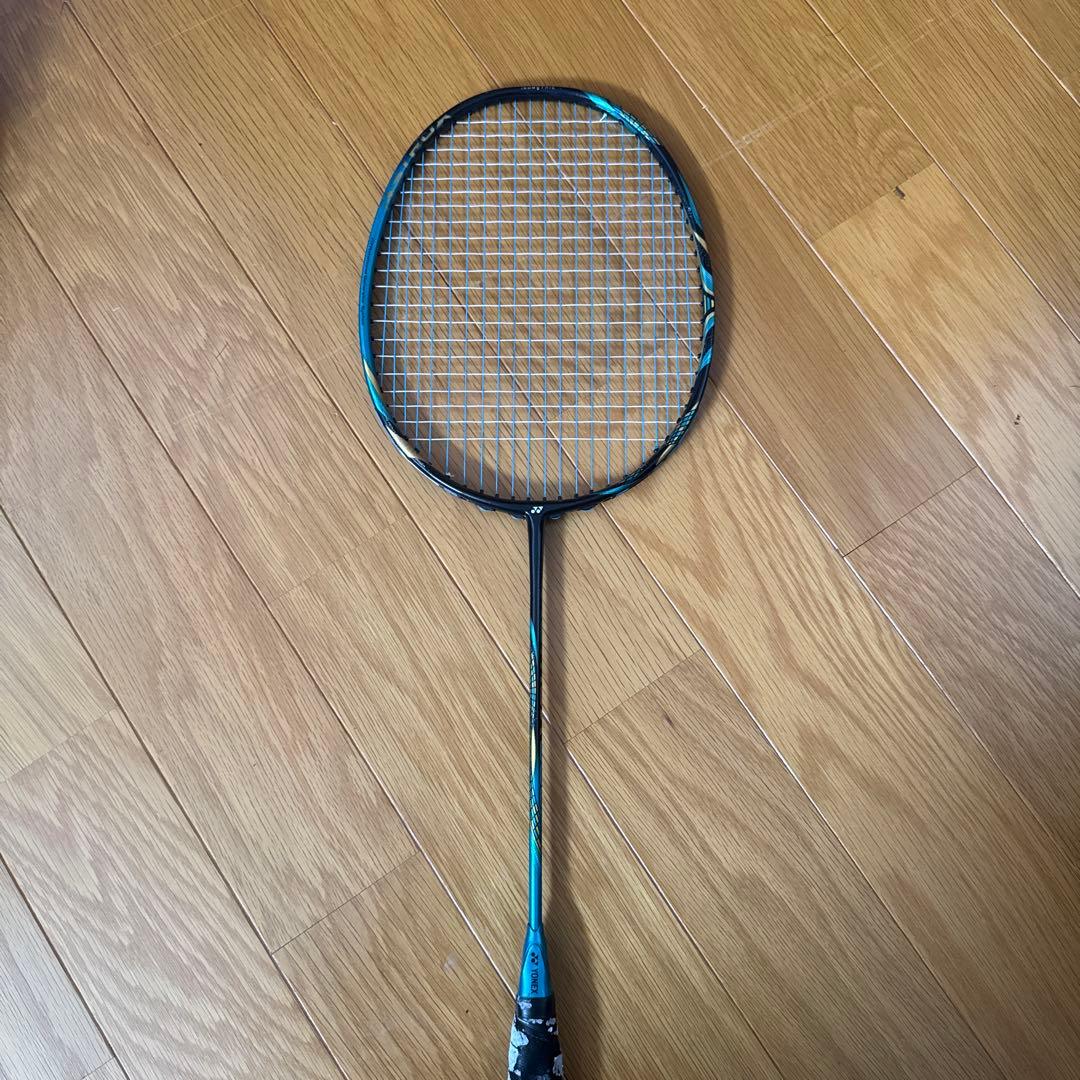 バドミントンラケット ASTROX88S PRO