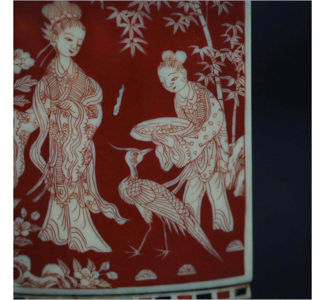 送料無料　『乾隆』款　細密彫　花鳥人物図鼻煙壺　72ｇ　中国古玩