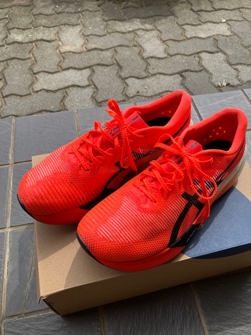 アシックス　メタスピードエッジパリ　26.5cm