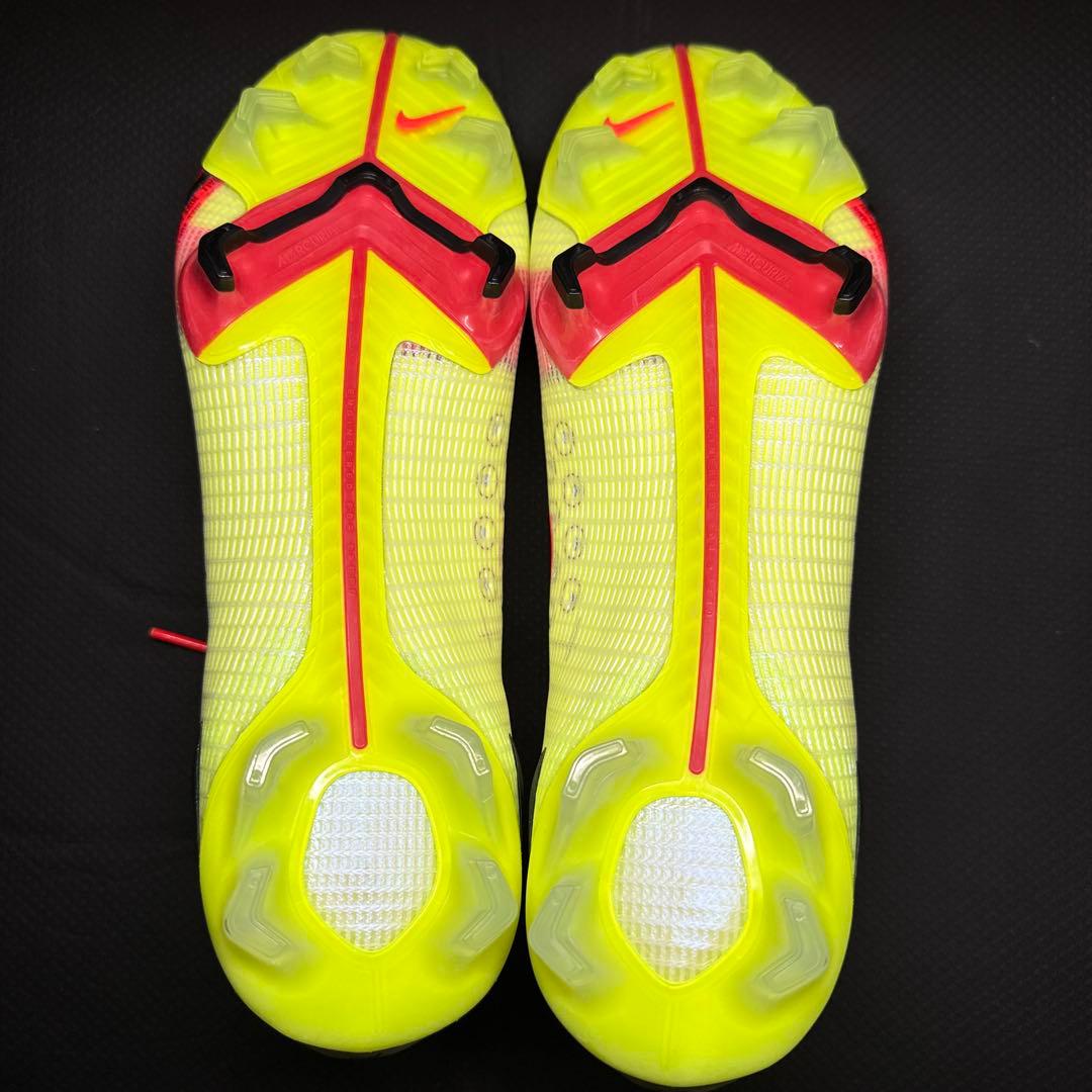 ナイキマーキュリアルFG