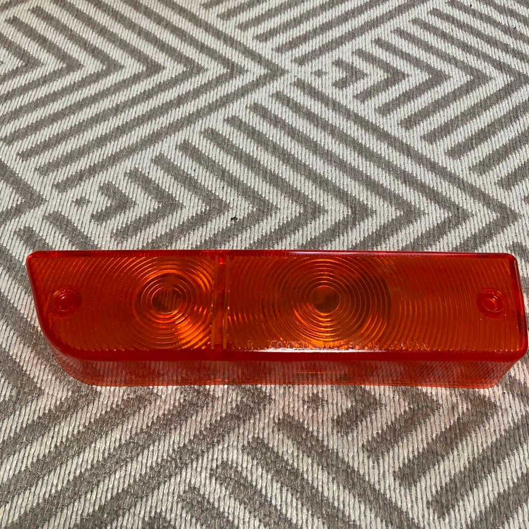 ブルーバード　510？　710 ？フロントウインカーレンズ