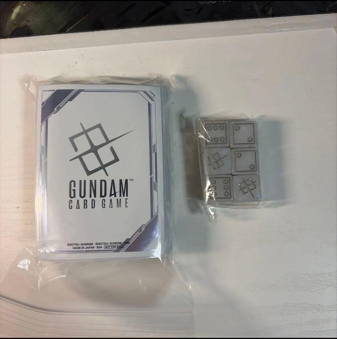 GUNDAM CARD GAME β版スリーブ　ダイス