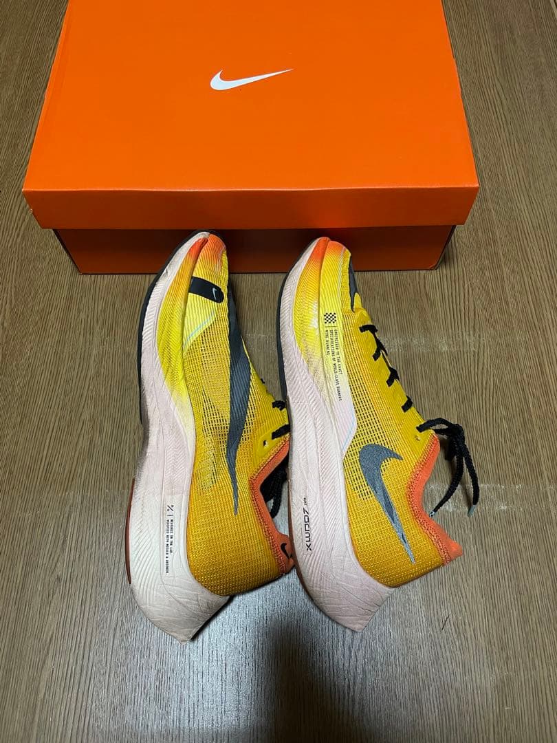 NIKE ZoomX VaporFly Next％ 2 27センチ