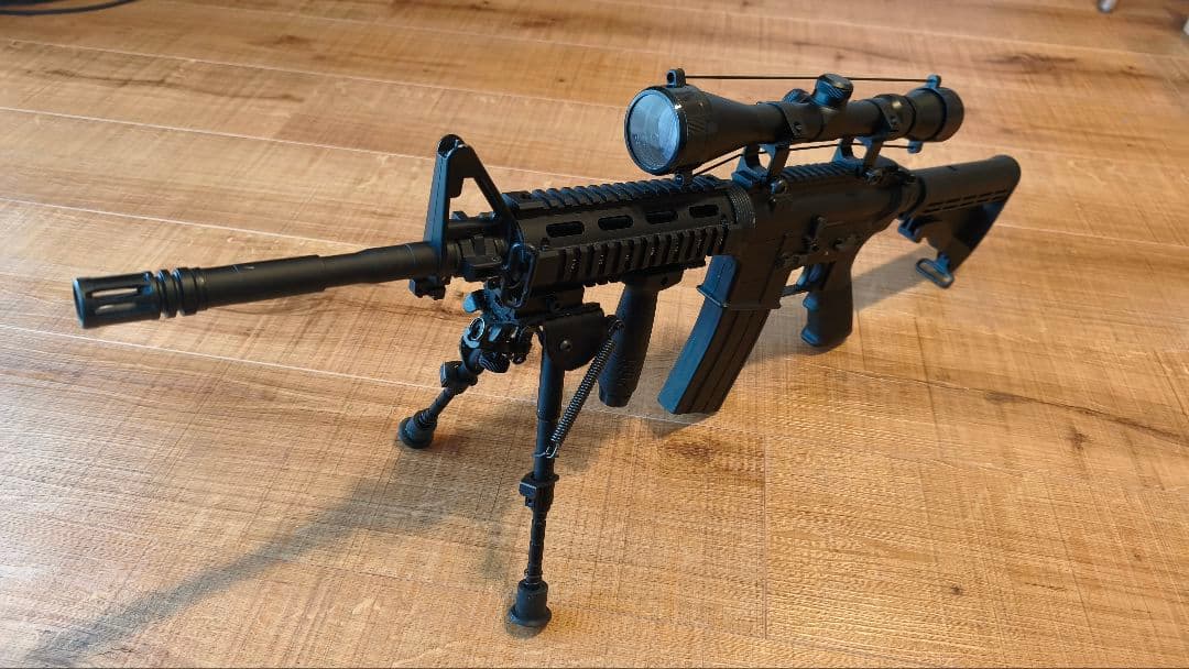 S＆T M4A1 ガスブローバック バイポッド＋スコープ付き