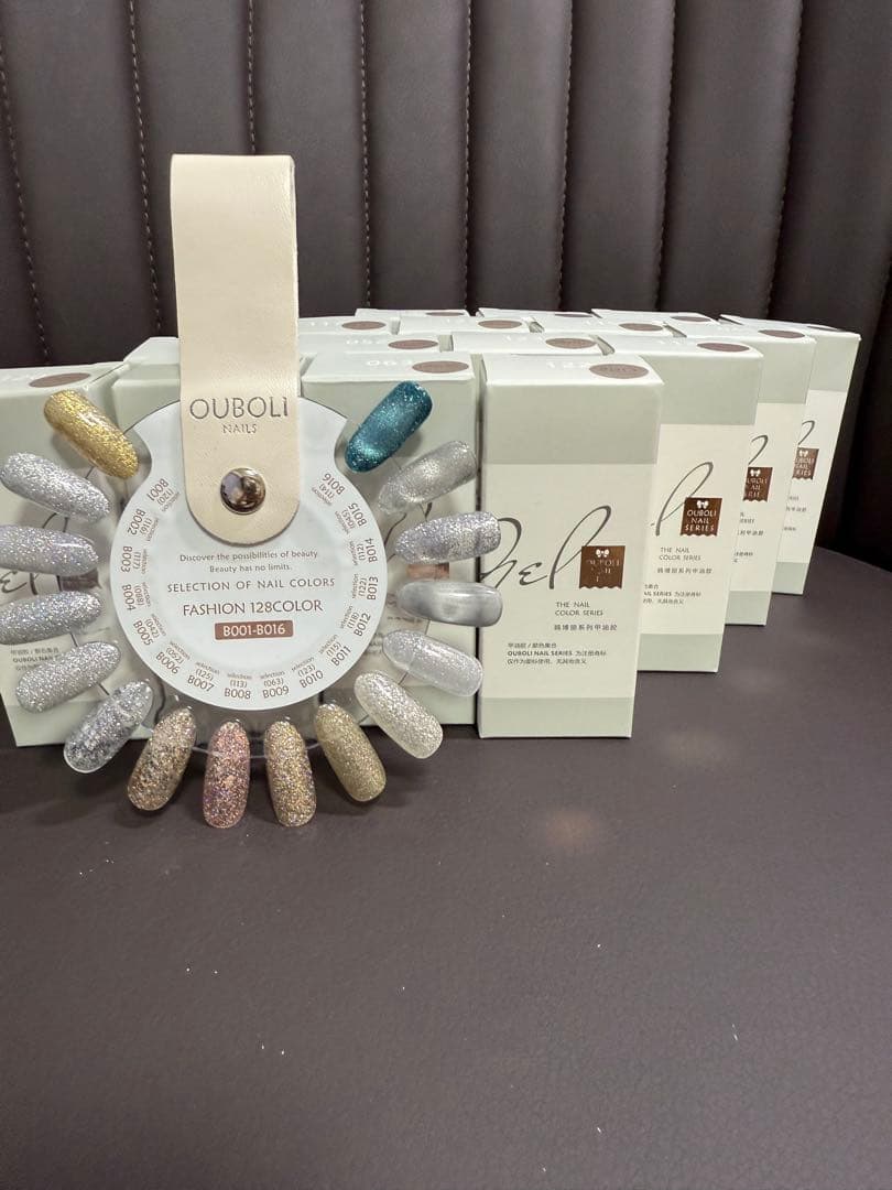 ☆新品未使用☆ラメ＆マグネット16色セット◇カラーチャート付き！