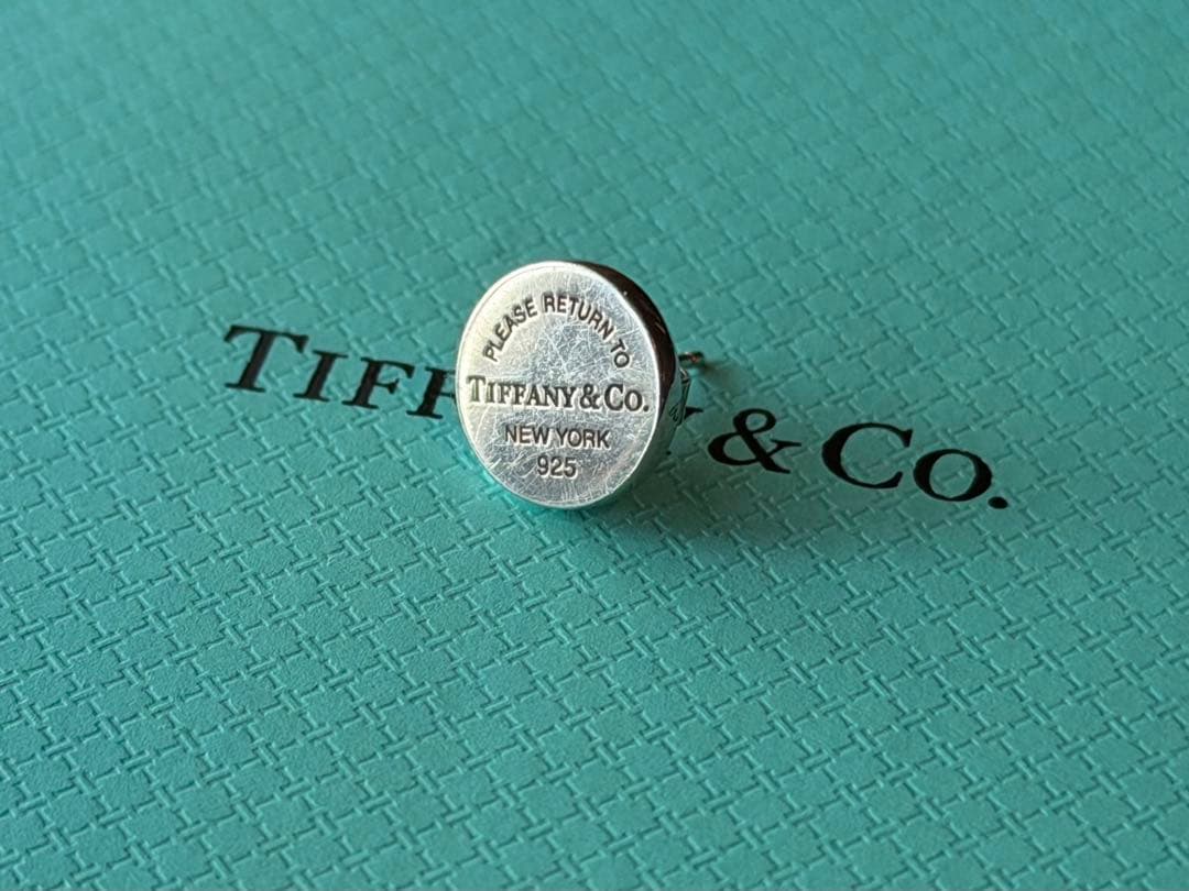 Tiffany & Co. リターントゥ　ピアス