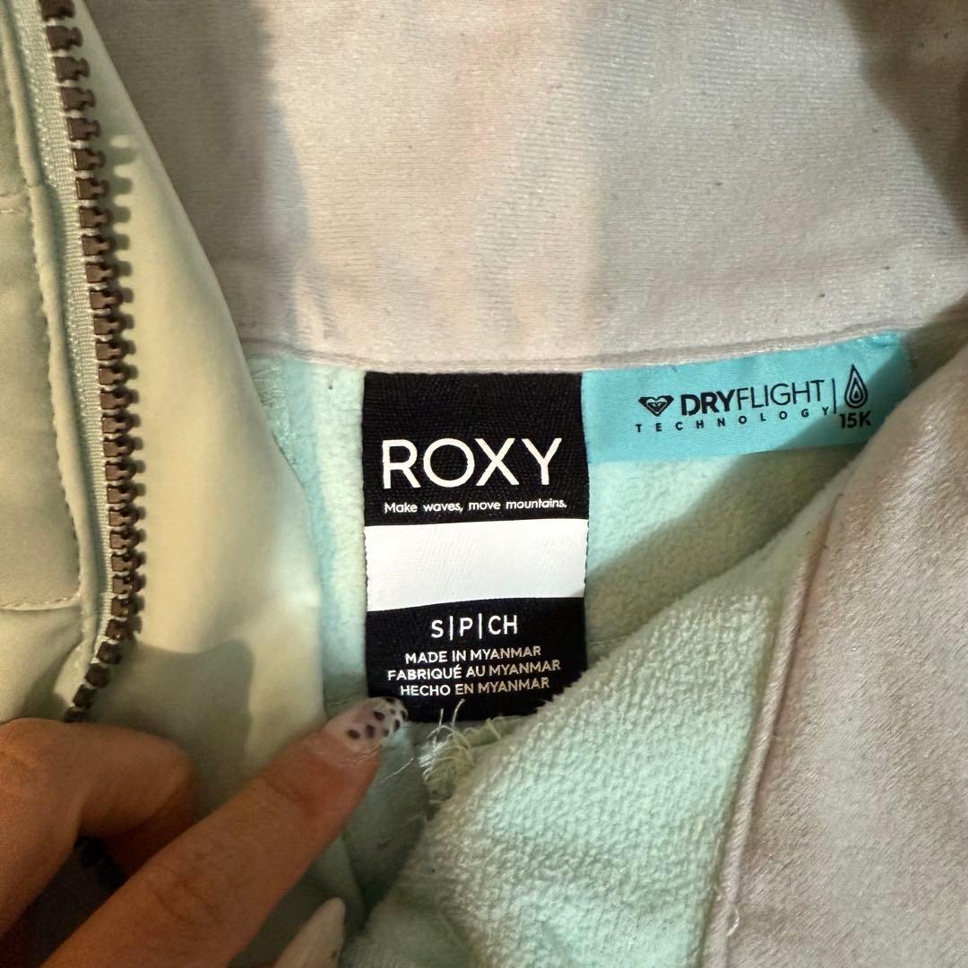 ROXY ロキシー　スキーウェア　スノボーウェア