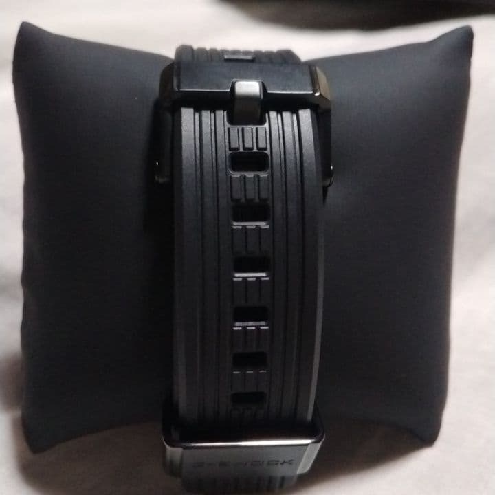 カシオ　G-SHOCK MTG MTG-B 2000YR-1AJR